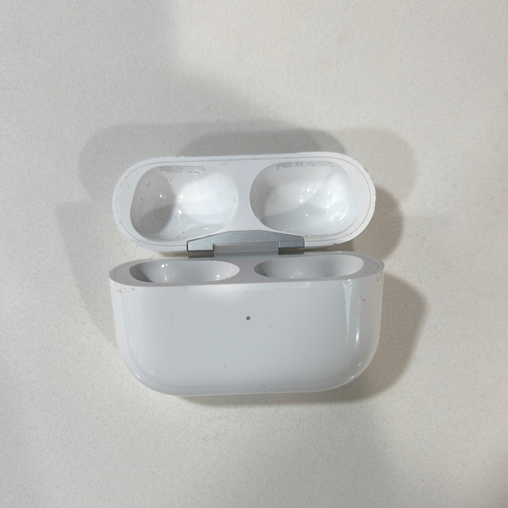 AirPod Pro Charging Case